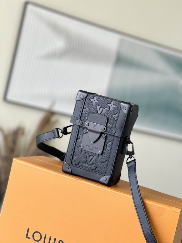 Trunk M82070 10.7x17.5x6.8cm gf (2)