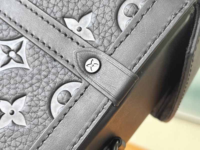 Trunk M82070 10.7x17.5x6.8cm gf (8)