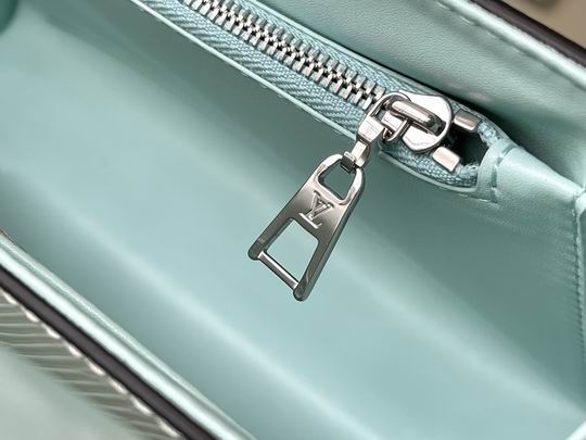 Twist M22029 23x17x9.5cm gf (7)