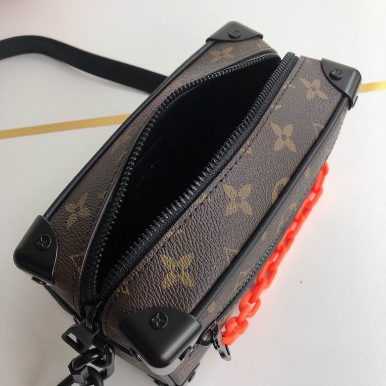 Virgil Abloh M44480 18x13x8 CY (6)