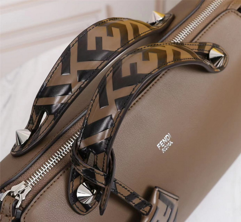 WAY 28X15X13cm 061811 H (5)