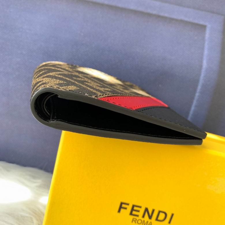 WLF7MO169 10.5x9.6x1.5-5 (5)