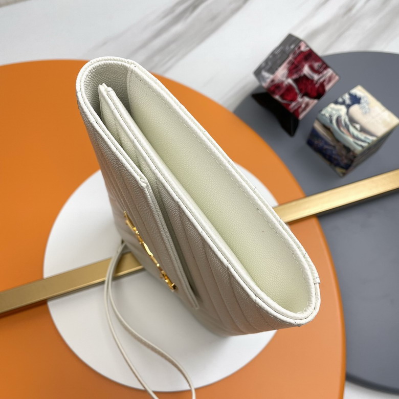 YSL 617662 21x16x3cm 8D3_4