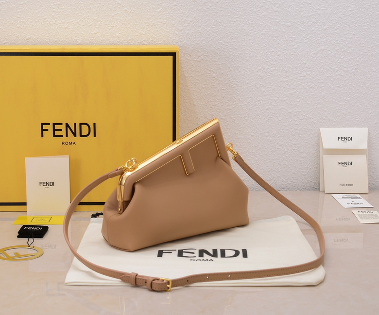 first 018 26X9.5X18cm WW 2 (3)