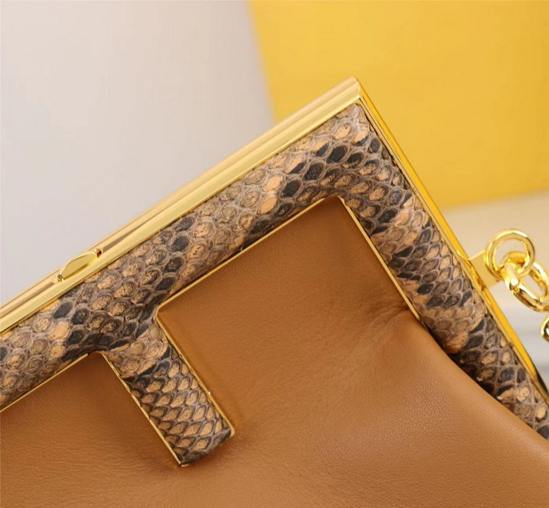 first 129 26X18X9.5cm H (29)