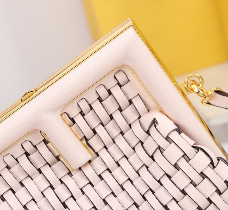 first 129 26X18X9.5cm H (5)