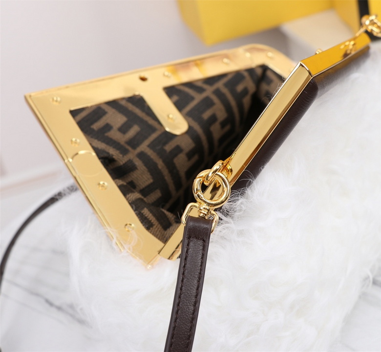 first 129 26X18X9.5cm H (7)