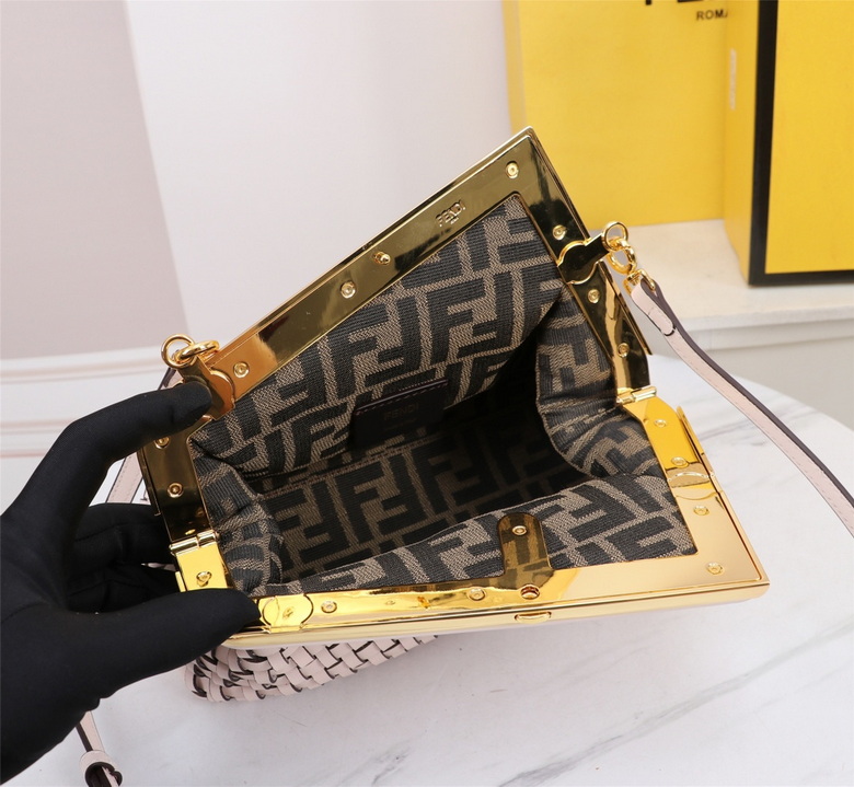 first 129 26X18X9.5cm H (9)