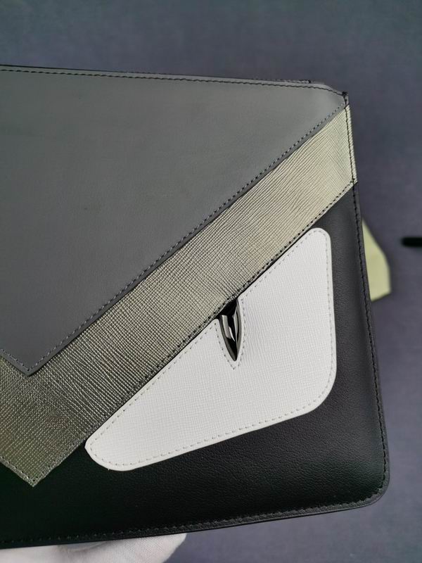 pouch 168568-12 30X20X2cm XM (3)