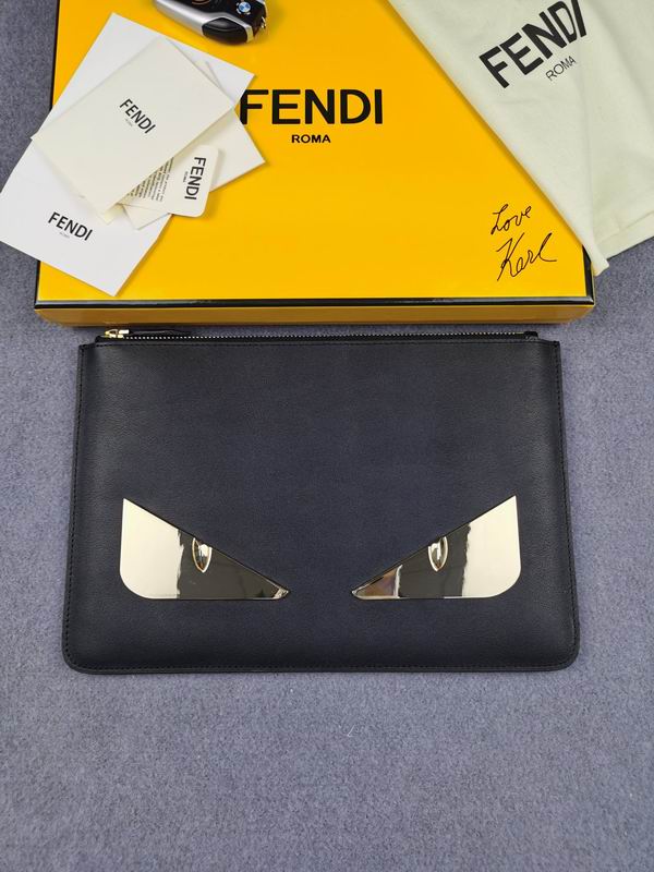 pouch 168568-15 30X20X2cm XM (1)