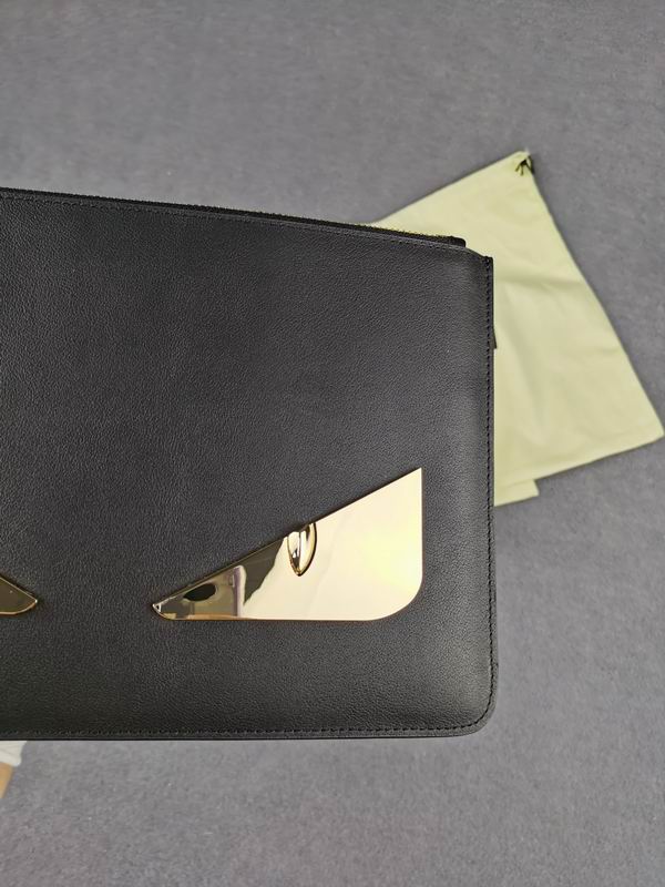 pouch 168568-15 30X20X2cm XM (3)