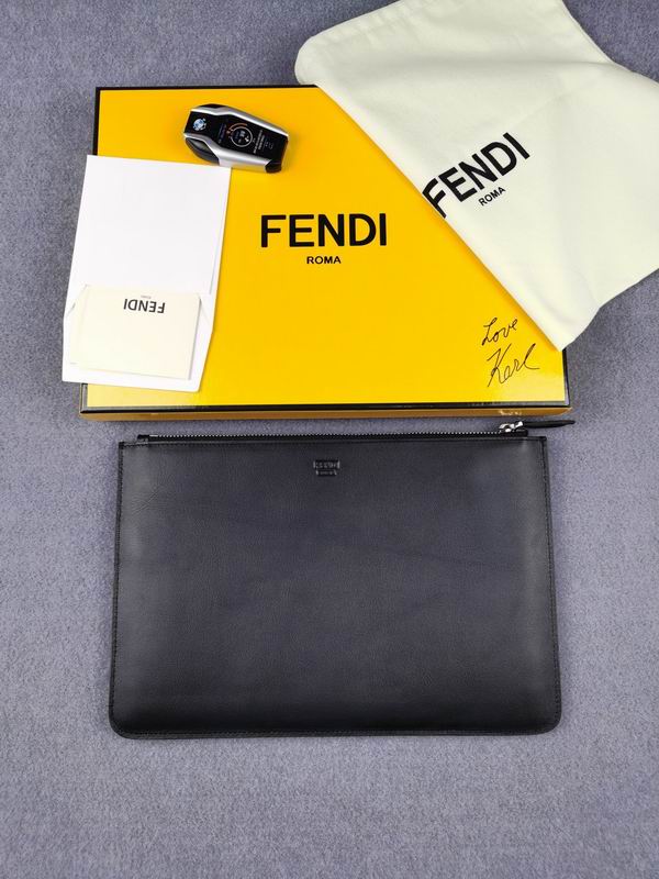 pouch 168568-17 30X20X2cm XM (2)