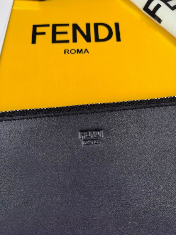 pouch 168568-17 30X20X2cm XM (4)