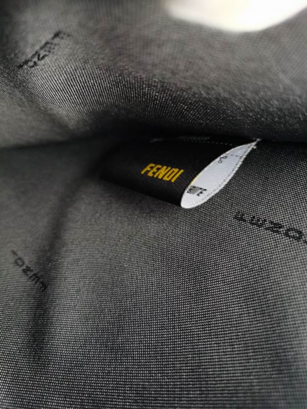 pouch 168568-17 30X20X2cm XM (9)