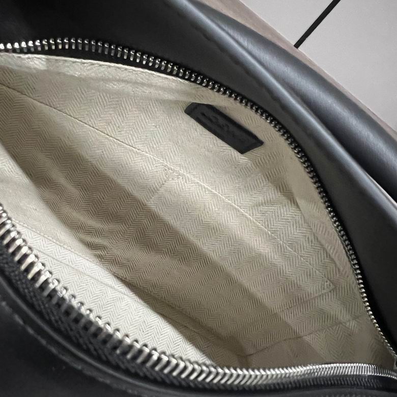 062433A 33X14.7X21.5cm SS 7