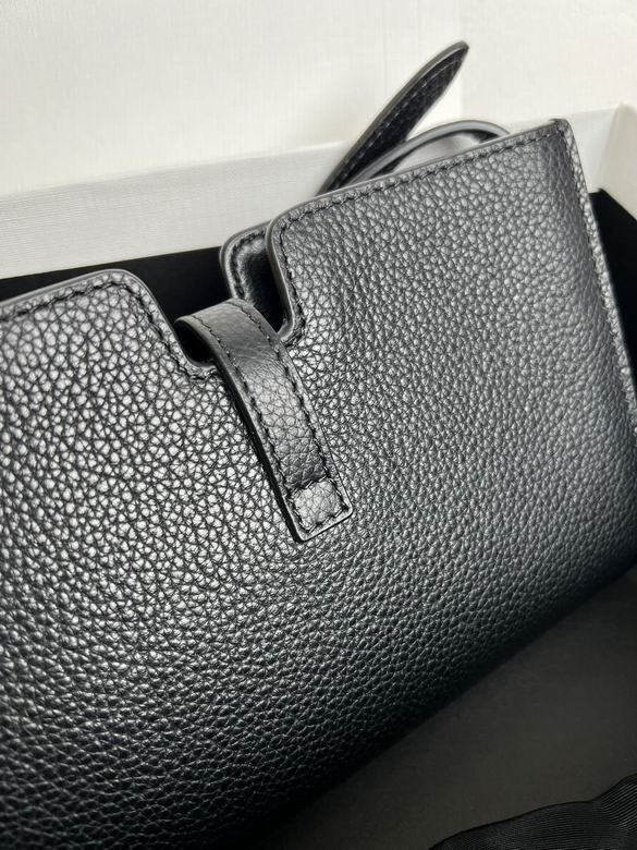 10m443 18X12X3.5cm YG 5