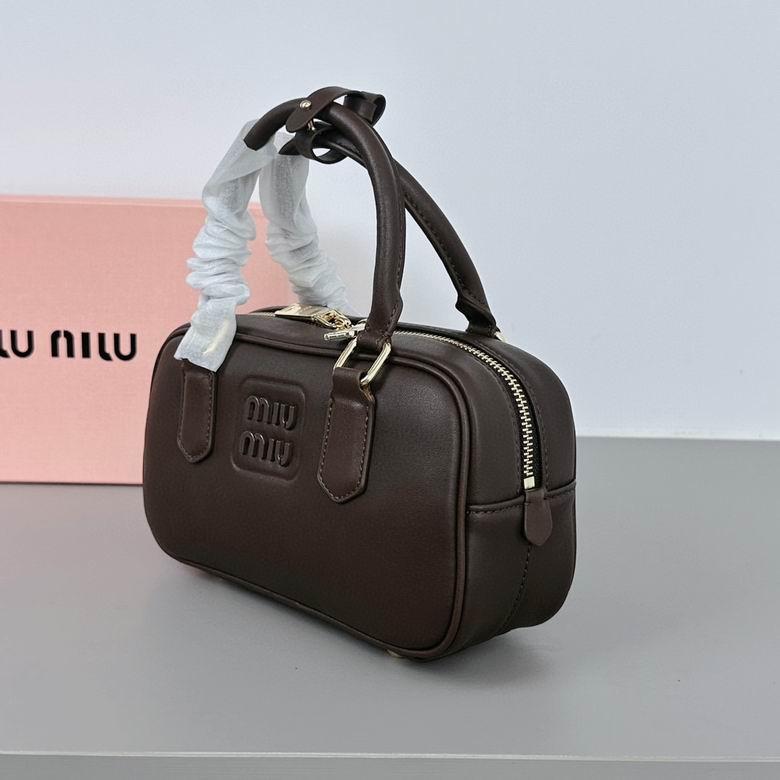 142 22X10.5X7.5cm XMY 3色 19