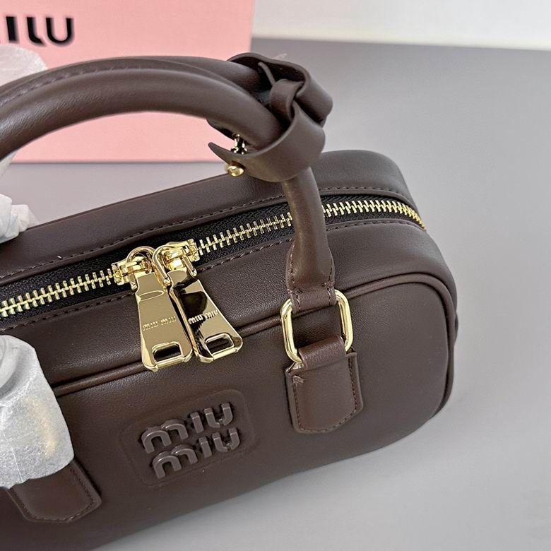 142 22X10.5X7.5cm XMY 3色 23