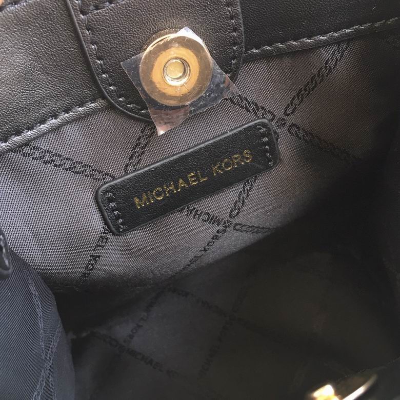 1689 15X17X7cm DY 7色 25