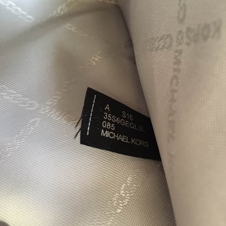 1689 15X17X7cm DY 7色 51