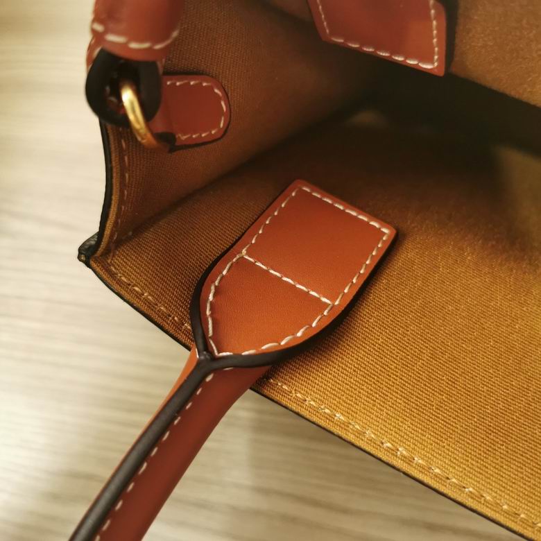 194372 17X21X4cm SF 7