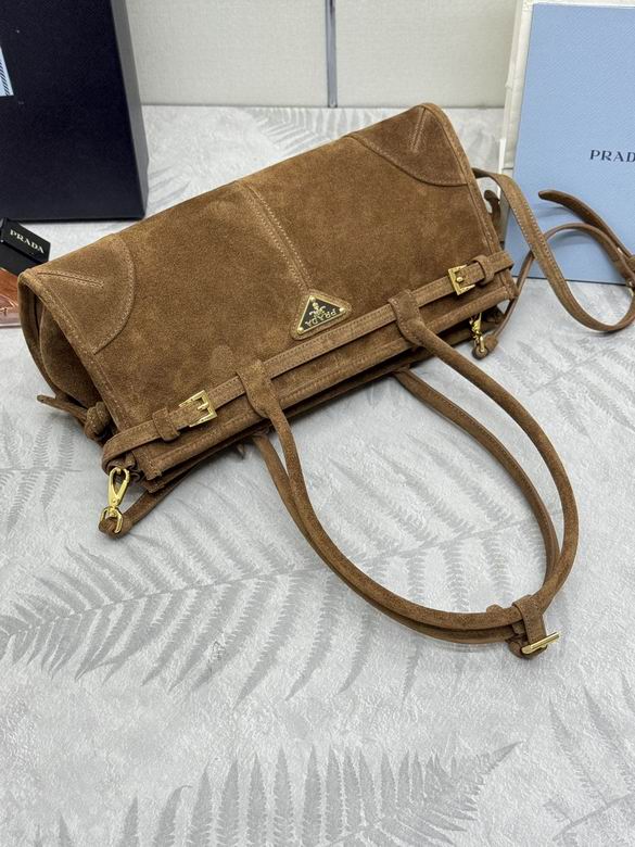 1BA426 32X15.5X12cm YG 3色 3