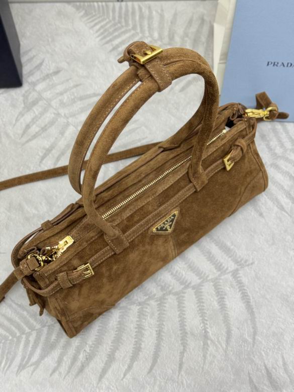 1BA426 32X15.5X12cm YG 3色 5