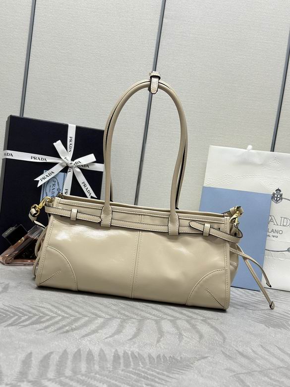 1BA426 32X15.5X12cm YG 3色 9