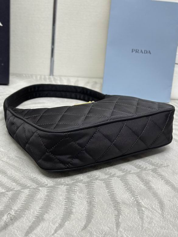 1NE515 23X17X5.5cm YG 3