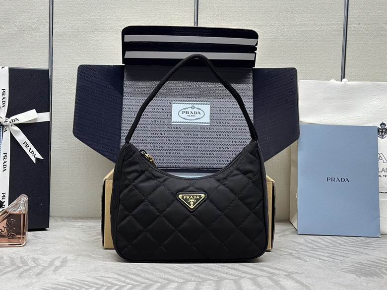 1NE515 23X17X5.5cm YG 7