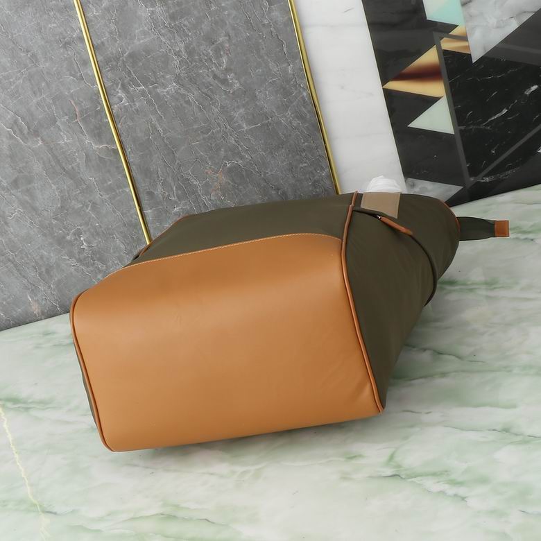 2VG119 31.5X42X17cm WP 3色 21