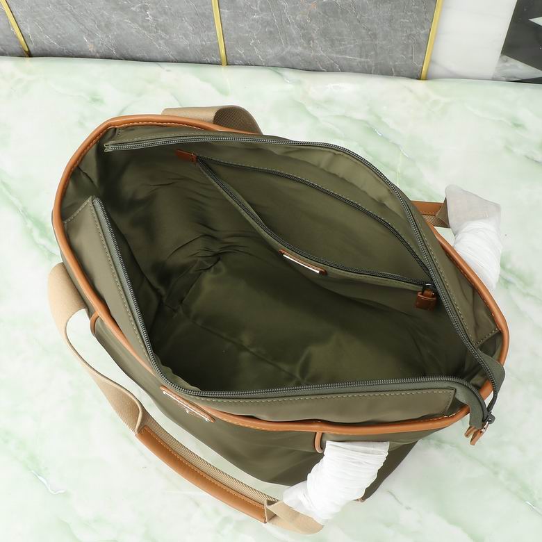 2VG119 31.5X42X17cm WP 3色 24