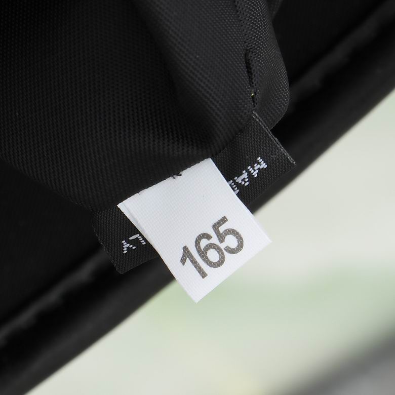 2VG119 31.5X42X17cm WP 3色 8