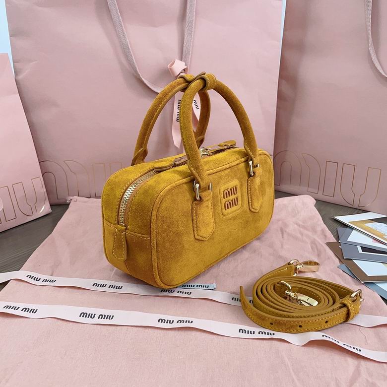 5BB142 22X10.5X7.5cm SF 2色 10