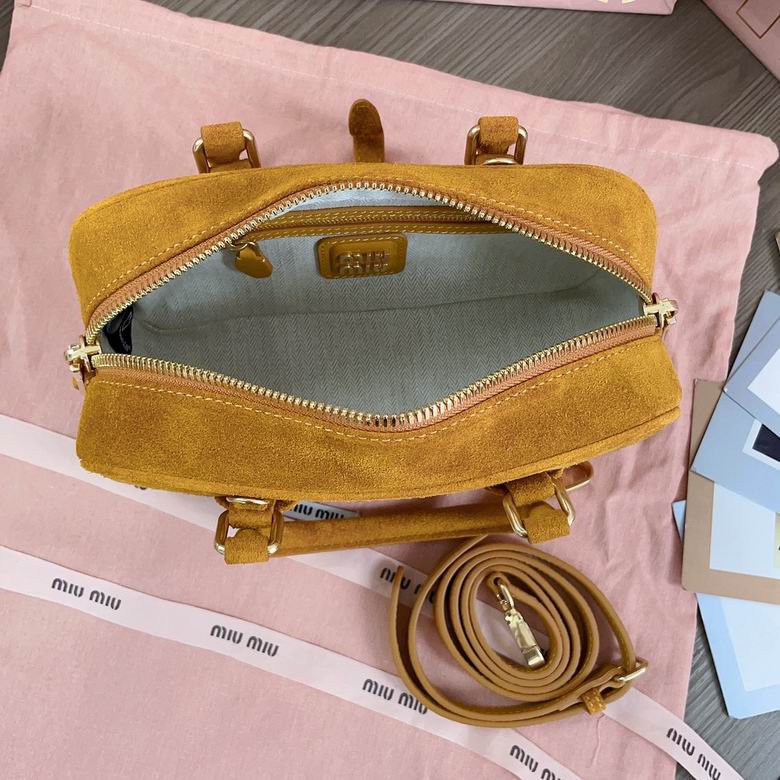 5BB142 22X10.5X7.5cm SF 2色 16