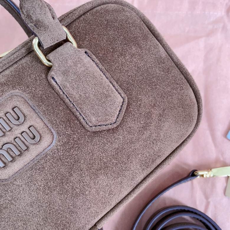 5BB142 22X10.5X7.5cm SF 2色 5