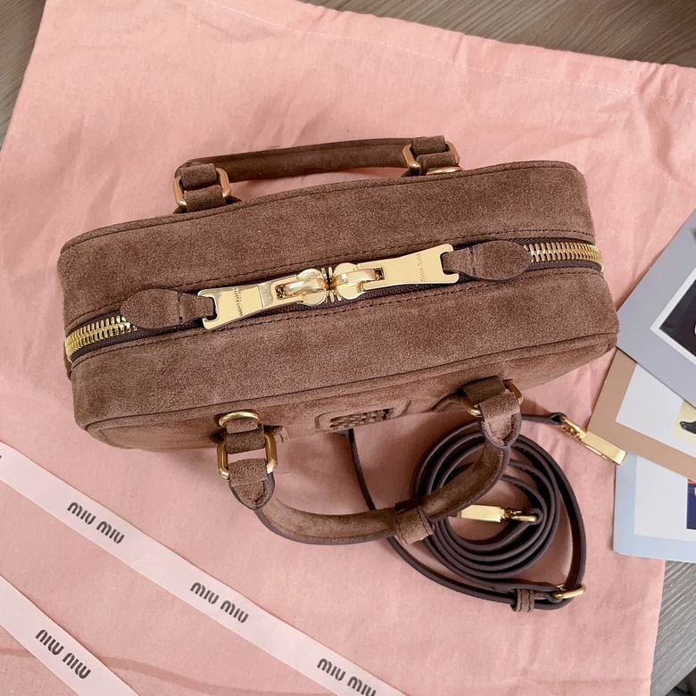 5BB142 22X10.5X7.5cm SF 2色 6