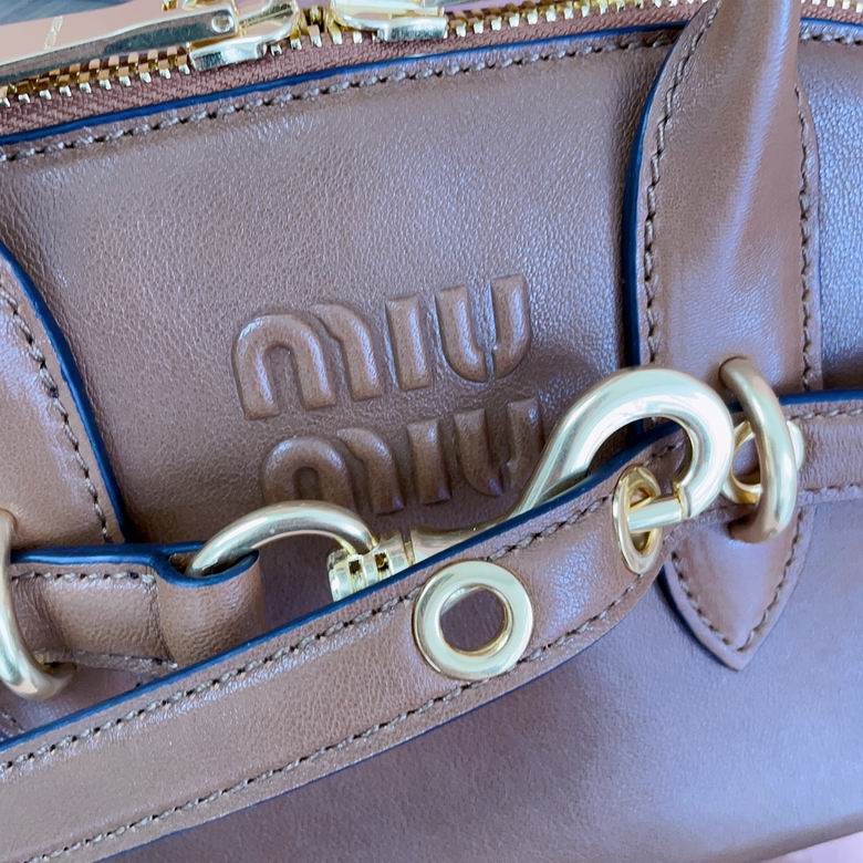 5BB169 28X16.5X10cm SF 3色 22