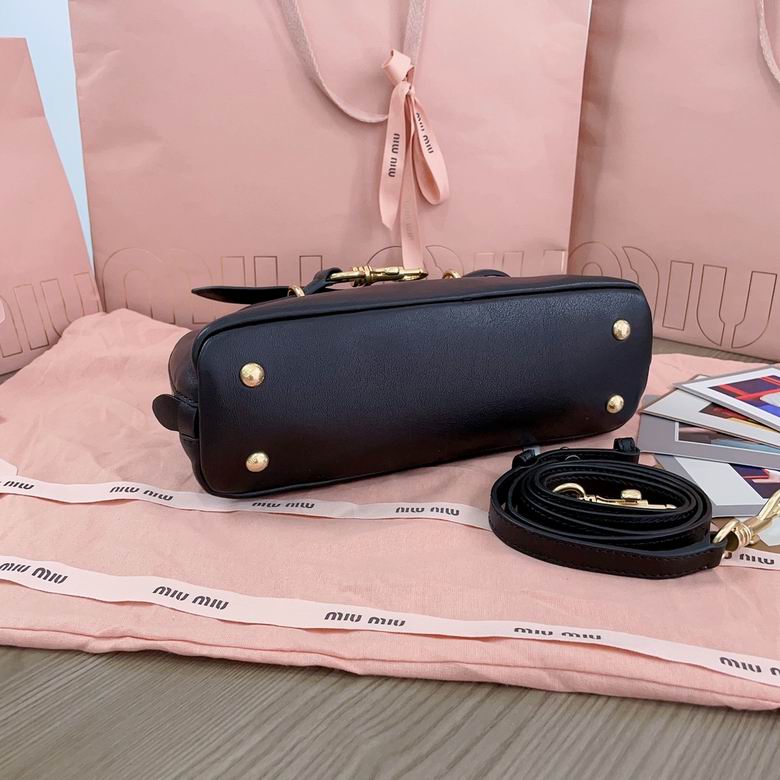 5BB169 28X16.5X10cm SF 3色 3