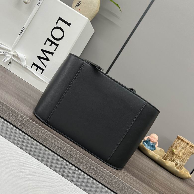 652233 19.5X14.5X20.8cm SS 4