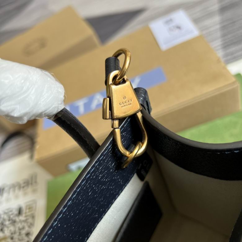 699406 16X20X7cm MP 7