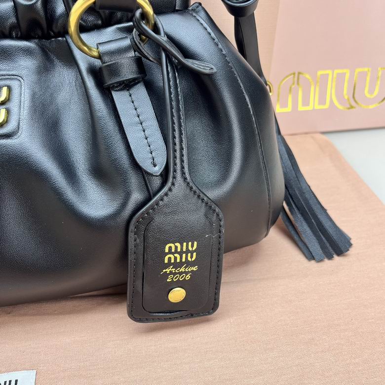 7029 32X21X10.5cm XMY 3色 3