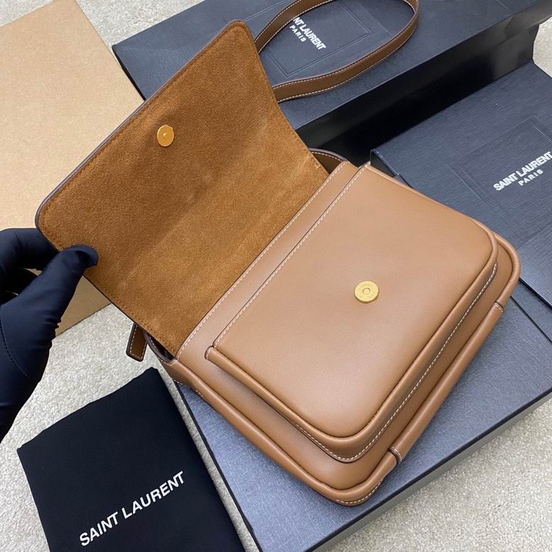 718556 21.5X16X8cm YG 5