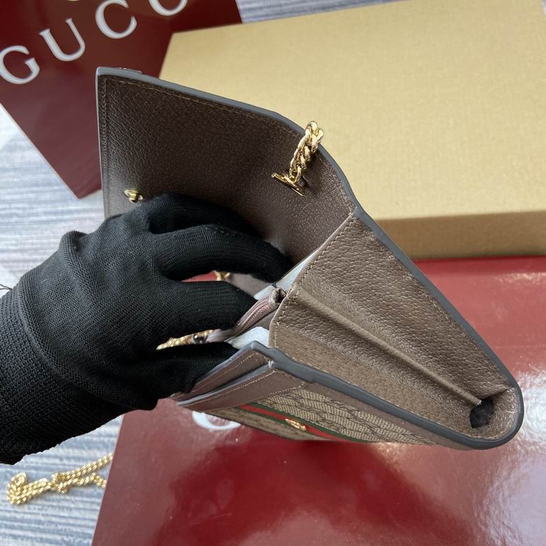 772309 19X10X3.5cm MP 5