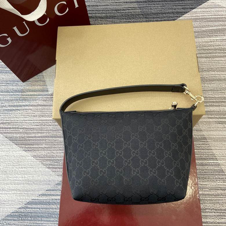 795168 20X18.5X10cm MP 2色 1