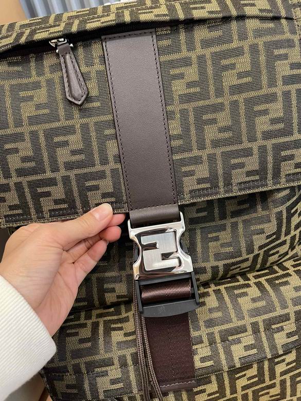 7v2066 41X31X19cm WP 2色 14