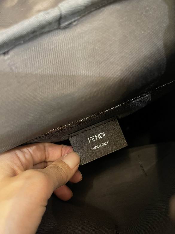 7v2066 41X31X19cm WP 2色 17