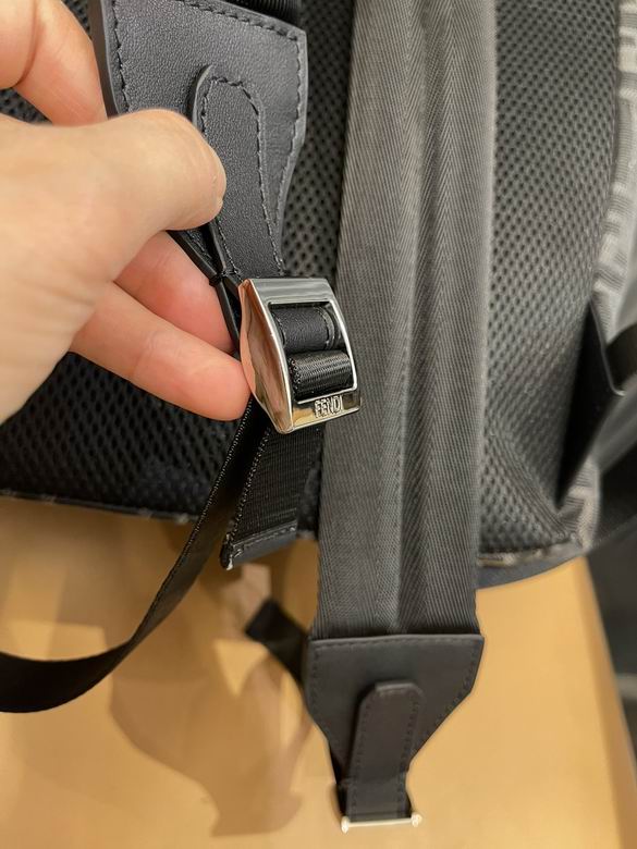 7v2066 41X31X19cm WP 2色 3