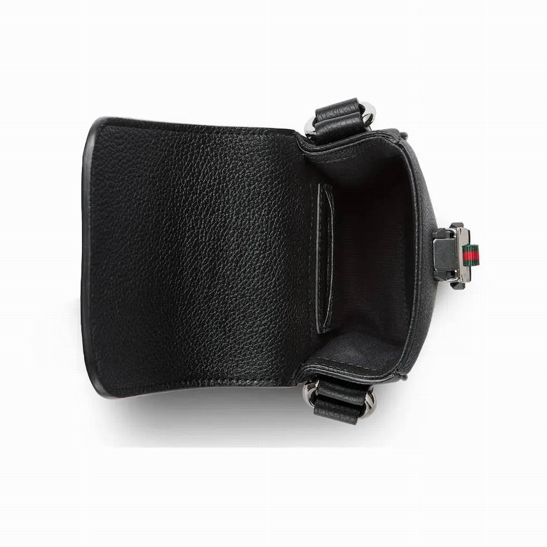 800312 12X19X6cm MP 7