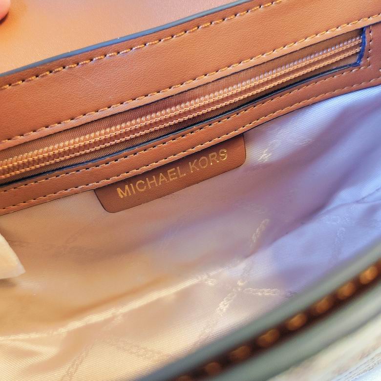 8008 22X6X13cm DY 4色 24